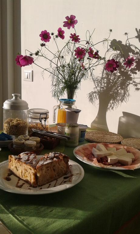 B&B Casa Sul Lago - Appartamenti カルチェラーニカ・アル・ラーゴ エクステリア 写真