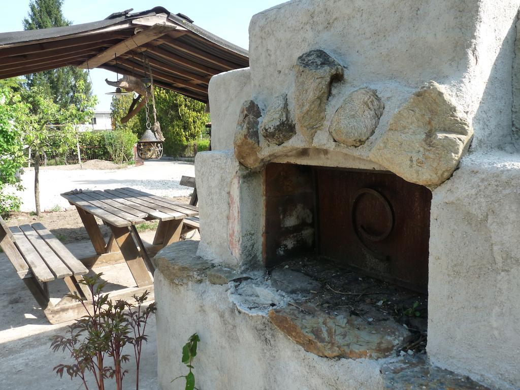 B&B Casa Sul Lago - Appartamenti カルチェラーニカ・アル・ラーゴ エクステリア 写真